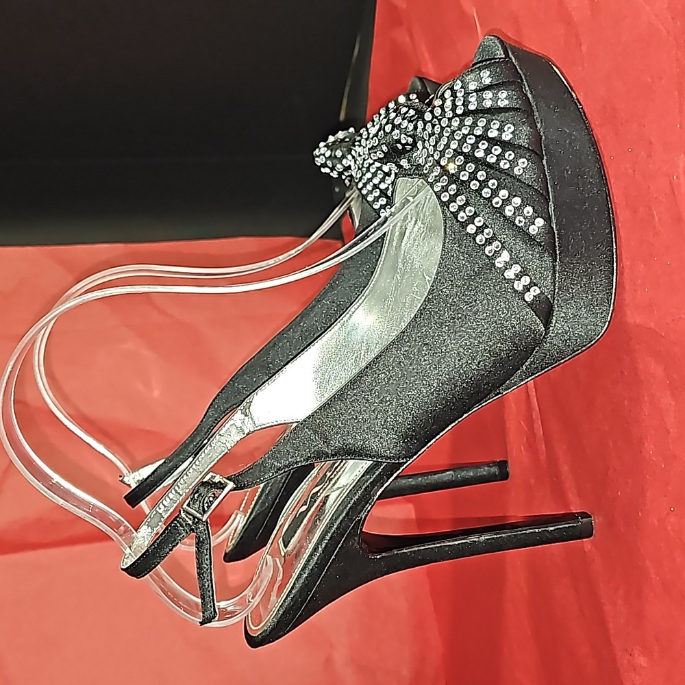 Nina Black Crystal/ Rhinestones Peep Toe Knot Stilletos Size 10 Worn Once